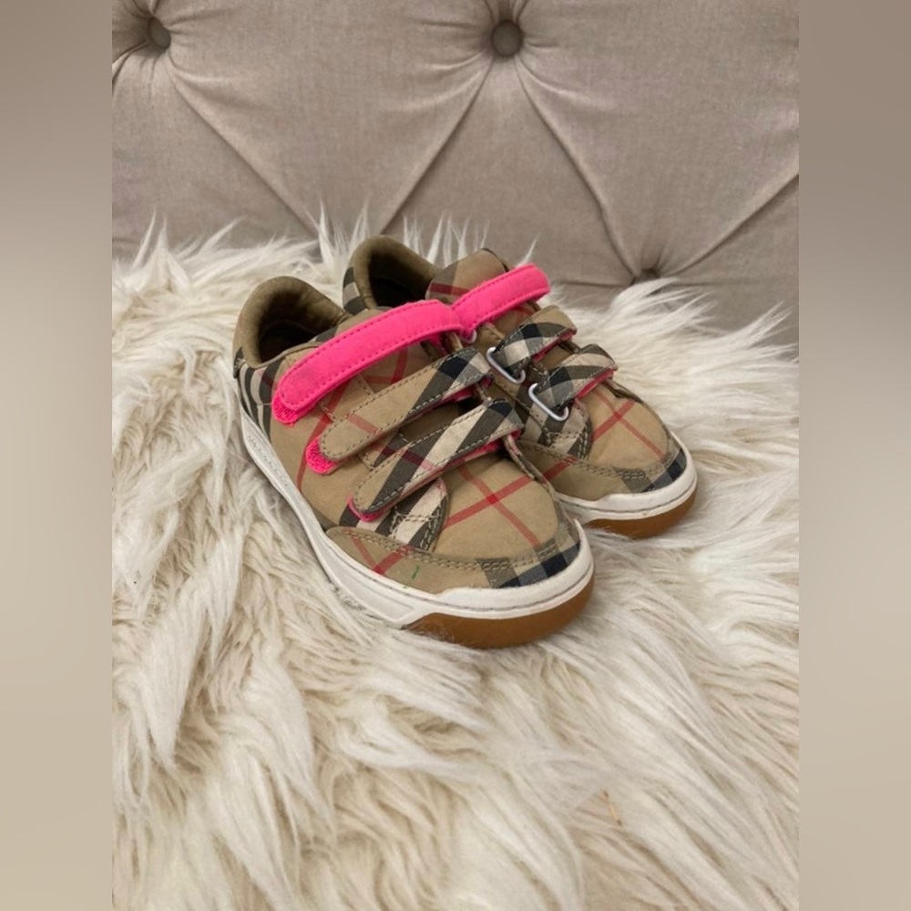 Burberry sneakers size 26 (9.5 US)